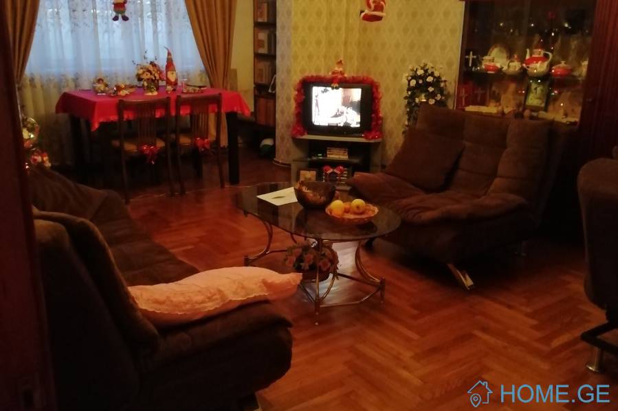 იყიდება ბინა, 2 ოთახიანი, ძველი აშენებული, ოზურგეთი, ოზურგეთი