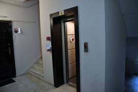 Аренда, 2 Kомнатная, Новостройка, Тбилиси, Мтацминда