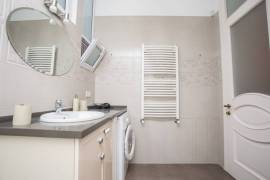 For Rent, 2 Room, Old building, Tbilisi, Vera