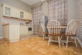 For Rent, 2 Room, Old building, Tbilisi, Vera