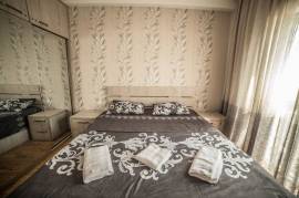 Daily Apartment Rent, 2 Room, Old building, Tbilisi, Varketili