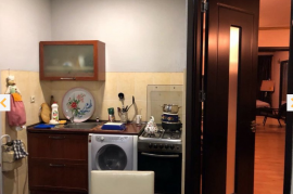 Продается квартира, 4 Kомнатная, Старое здание, Тбилиси, saburtalo