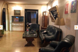 Продается квартира, 4 Kомнатная, Старое здание, Тбилиси, saburtalo