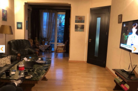 Продается квартира, 4 Kомнатная, Старое здание, Тбилиси, saburtalo