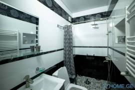 Daily Apartment Rent, 2 Room, Old building, Tbilisi, Chugureti