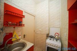 Daily Apartment Rent, 2 Room, Old building, Tbilisi, Chugureti