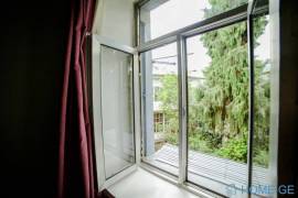 Daily Apartment Rent, 2 Room, Old building, Tbilisi, Chugureti