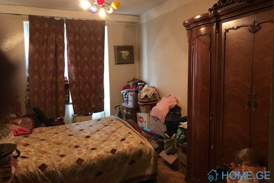Продается квартира, Вера
