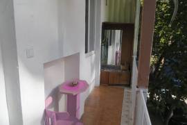 Daily Apartment Rent, Old building, vake