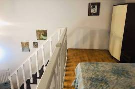 For Rent, 2 Room, Old building, Tbilisi, Chugureti