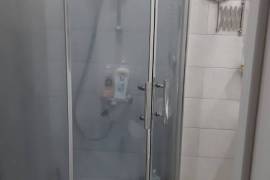 ქირავდება ბინა, 2 ოთახიანი, ძველი აშენებული, თბილისი, საბურთალო