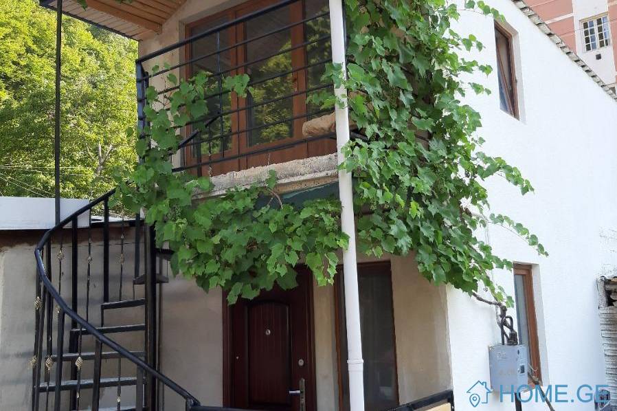 ქირავდება ბინა დღიურად, 2 ოთახიანი, ახალი აშენებული, ბორჯომი, ბორჯომი