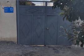 House For Rent, 3 Room, Tbilisi, Svanetis ubani