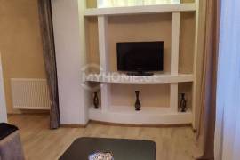 For Rent, 2 Room, Old building, Tbilisi, saburtalo