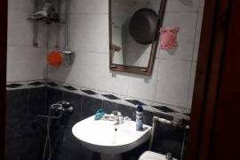 Продается квартира, 3 Kомнатная, Старое здание, Тбилиси, Самгори