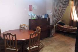 Продается квартира, 3 Kомнатная, Старое здание, Тбилиси, Самгори