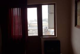 Продается квартира, 3 Kомнатная, Старое здание, Кутаиси, Поселение Никея