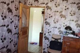 Продается квартира, 3 Kомнатная, Старое здание, Батуми