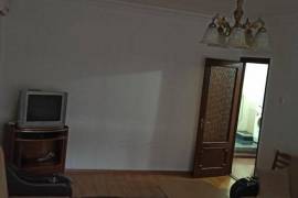 For Rent, 3 Room, Old building, Batumi