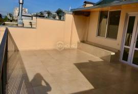 Продается квартира, 3 Kомнатная, Старое здание, Тбилиси, saburtalo