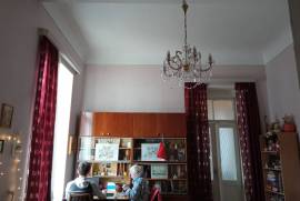 Продается квартира, 2 Kомнатная, Старое здание, Тбилиси, Чугурети
