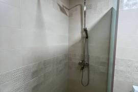 For Rent, 3 Room, Old building, Tbilisi