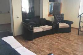 იყიდება სახლი, 12 ოთახიანი, ქუთაისი