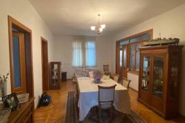 Продается Дом, 10 Kомнатная, Поти