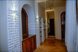 იყიდება, უნივერსალური ფართი, ჩუღურეთი