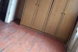 Продается квартира, 4 Kомнатная, Старое здание, Горийский район, Гори