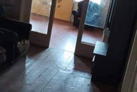 Продается квартира, 4 Kомнатная, Старое здание, Горийский район, Гори