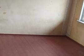 Продается квартира, 4 Kомнатная, Старое здание, Горийский район, Гори