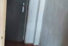 Продается квартира, 4 Kомнатная, Старое здание, Горийский район, Гори