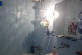 Продается квартира, 3 Kомнатная, Старое здание, Тбилиси, Санзона