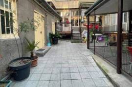 House For Sale, Mtatsminda