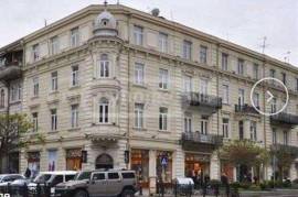 Apartment for sale, 9 Room, Old building, Tbilisi, Mtatsminda