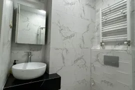 იყიდება ბინა, 1 ოთახიანი, ახალი აშენებული, ბათუმი, ხიმშიაშვილის უბანი