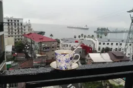 ქირავდება ბინა, 2 ოთახიანი, მშენებარე, ბათუმი