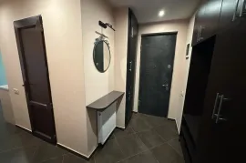 Аренда, 2 Kомнатная, Старое здание, Тбилиси, Исани