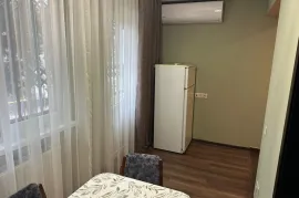 Аренда, 2 Kомнатная, Старое здание, Тбилиси, Исани