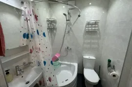 Аренда, 2 Kомнатная, Старое здание, Тбилиси, Исани