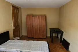 For Rent, 1 Room, Old building, Tbilisi, saburtalo