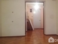 Apartment for sale, Old building, Mukhiani