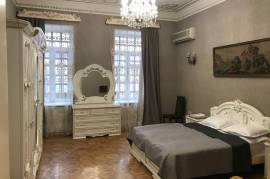 Apartment for sale, Old building