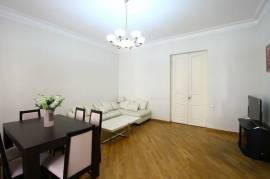 Аренда, 4 Kомнатная, Старое здание, Тбилиси, vake