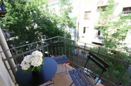 Аренда, 4 Kомнатная, Старое здание, Тбилиси, vake