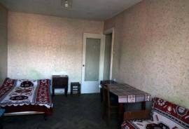 For Rent, 1 Room, Old building, Tbilisi, saburtalo
