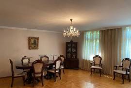 House For Sale, Nadzaladevi