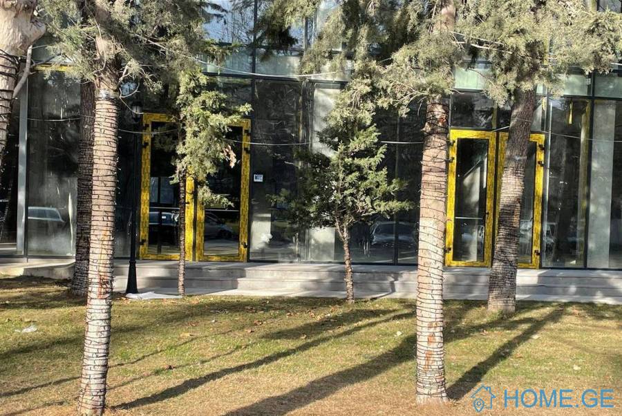 Продается , Универсальное коммерческое помещение, Дигоми