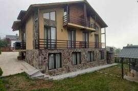 ქირავდება სახლი დღიურად, 3 ოთახიანი, ბორჯომი, ბაკურიანი